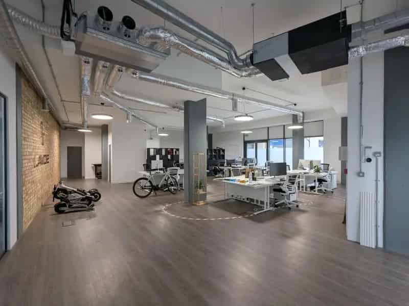 2135 sq ft Commercial Unit Wandsworth Modern Office Flexible Layout