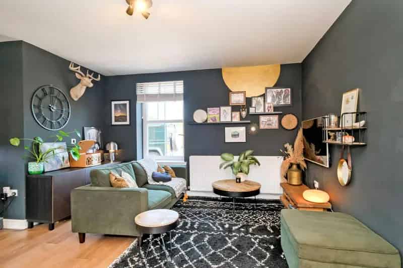 2 Bed Ground Floor Apartment with Garden and Parking Insch