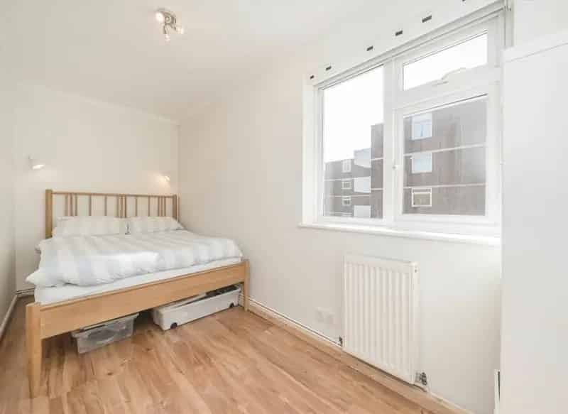 One Bedroom Flat in Walpole Lodge near Ealing Broadway