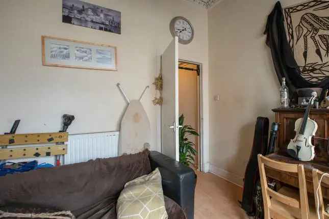 Flat for sale in March Street, Glasgow G41