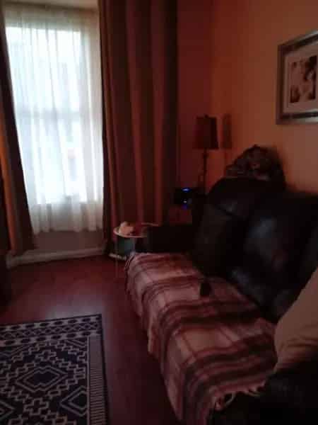 2 Double Bed Terrace House Near Victoria Park