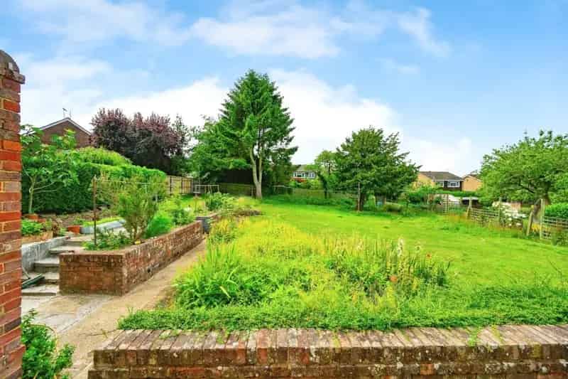 Victorian Home Development Opportunity Four Double Bedrooms Prime Location