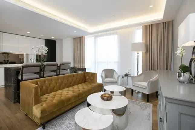 Luxury 2-Bedroom Apartment in Southbank Place Waterloo