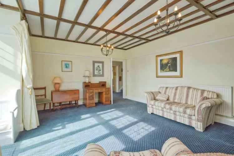 Elegant Period Semi-Detached Family Home in Minehead