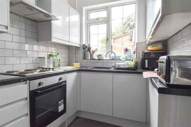 3 Bedroom Semi-Detached House Near Birmingham City Centre