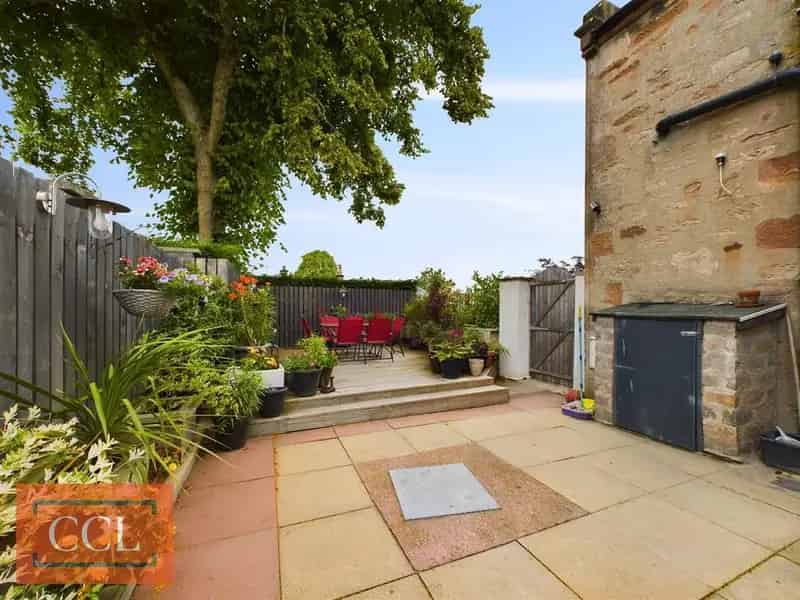Inverness Guesthouse for Sale: 8-Bedroom Victorian B&B