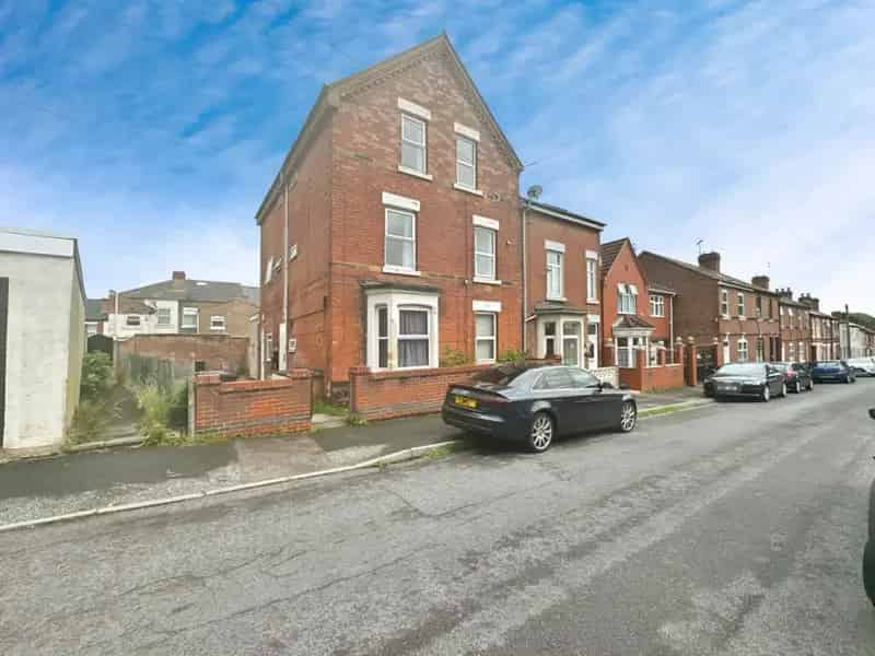 1 Bedroom Flat To Rent