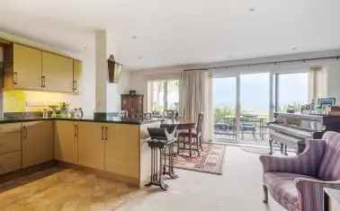 Flat For Sale in South Hams, England