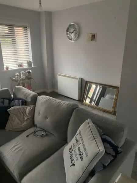 2 Bed House Near Clacton Seafront Large Garden