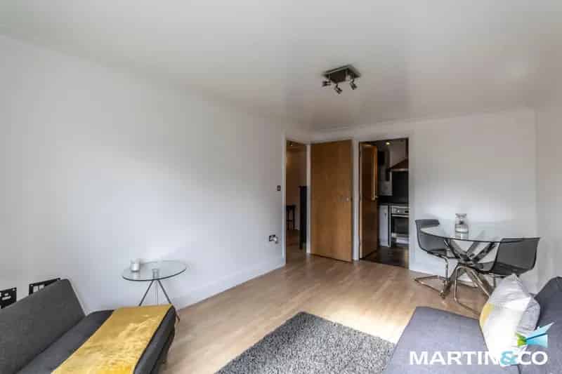 1 Bedroom Apartment to Rent