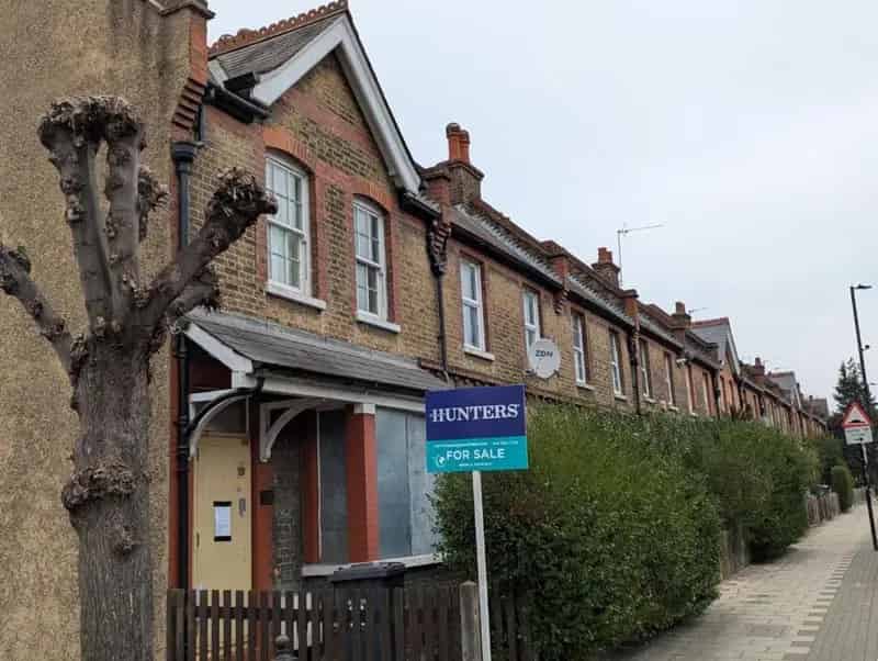 3 bed house for sale
