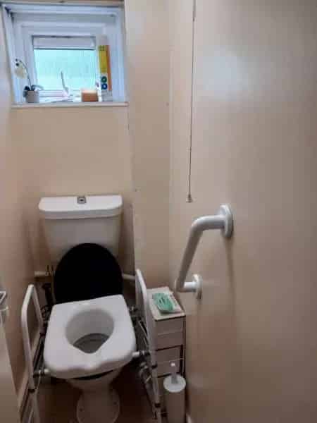2 Bedroom House Owner Seeking 2-3 Bedroom House or Flat Near Family