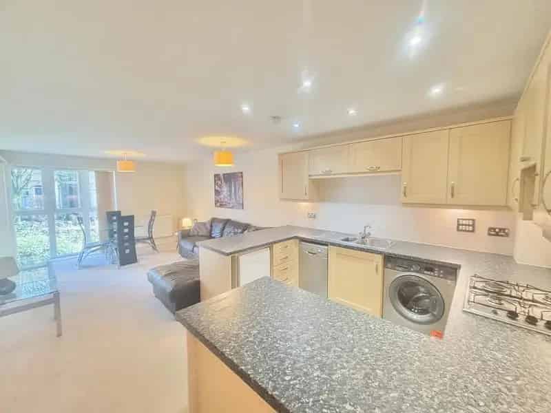 2 Bedroom Apartment For Sale