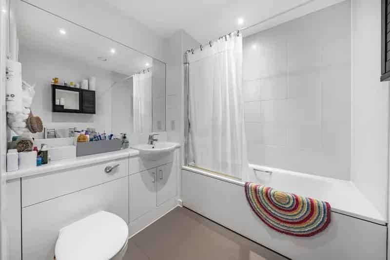 One Bedroom Apartment near Thames Clapham Junction