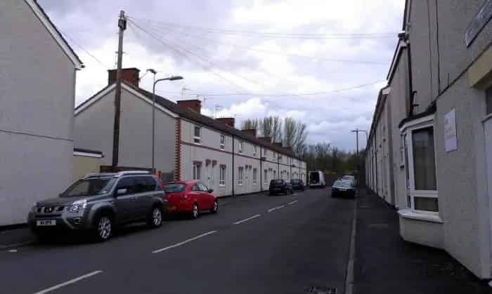 2 Bed House Town Centre Area