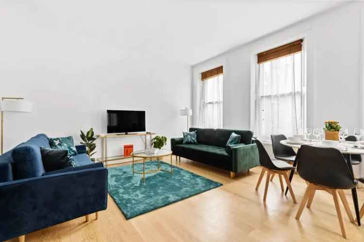 2 Bedroom Flat Earl's Court - Spacious Open Plan Reception