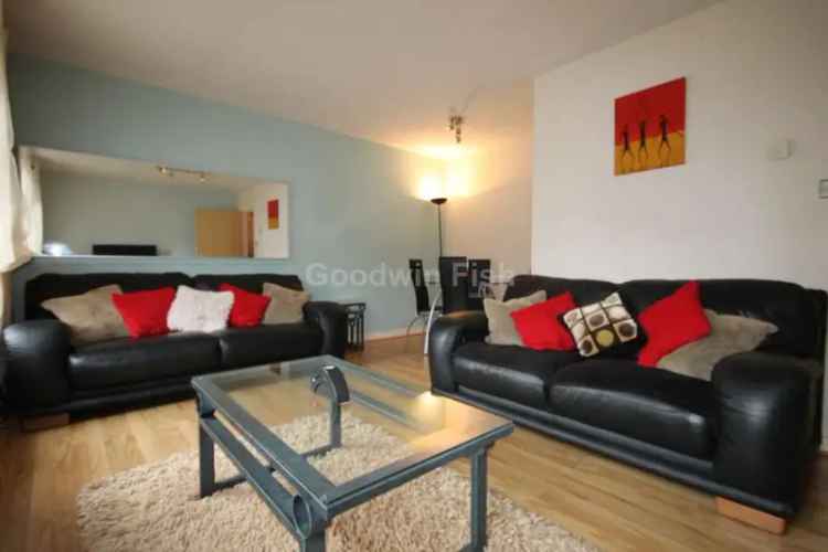 2 Bedroom Apartment Hulme - Furnished - Parking