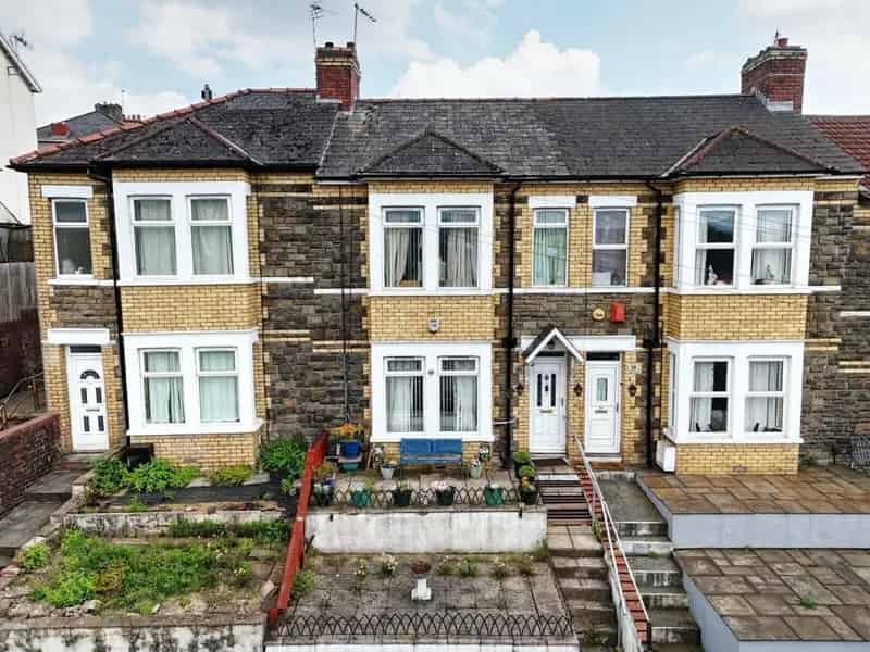 3 Bedroom Terraced House Near Newport City Centre