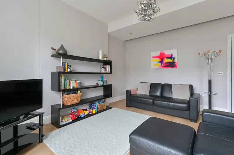 Apartment near Holland Park - Ideal for Investors and Professionals