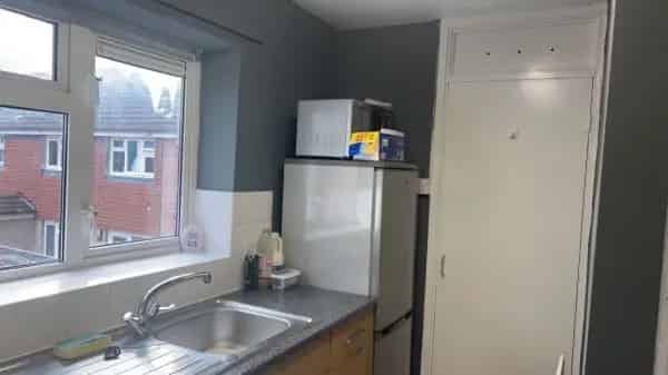 First Floor 1 Bedroom Flat Near Tesco