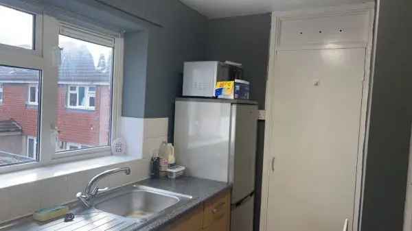 Flat For Rent in Cannock Chase, England