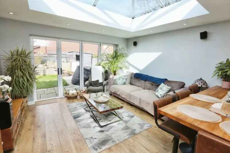 Modern 3-Bed Semi-Detached Bungalow in Fareham