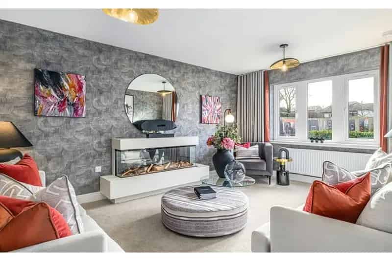 5 Bed Detached House with 1 Reception Room Penicuik