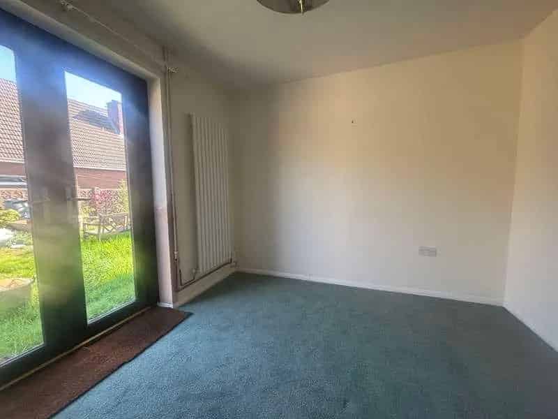 2 Bed Detached Chalet For Sale - Modernisation Needed