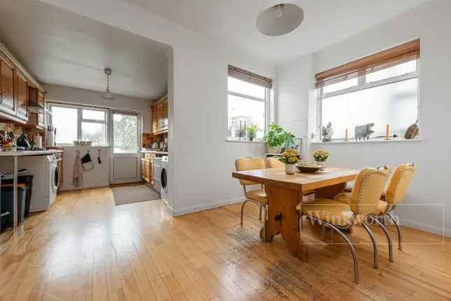 5 Bed Semi-Detached House for Sale Kensal Rise NW10