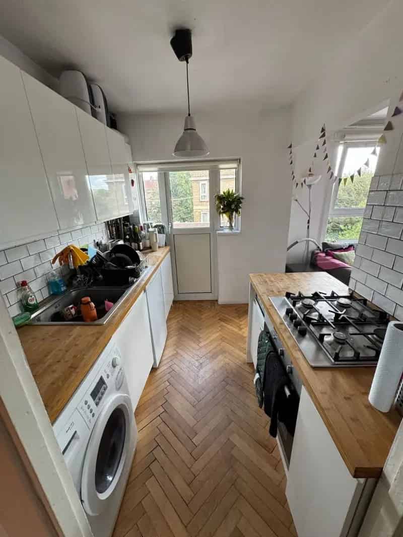 2 Bedroom Flat House to Rent