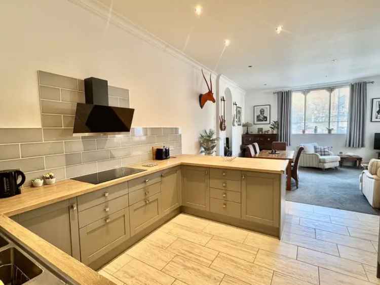 2 Bedroom Flat for Sale Sandgate Kent CT20