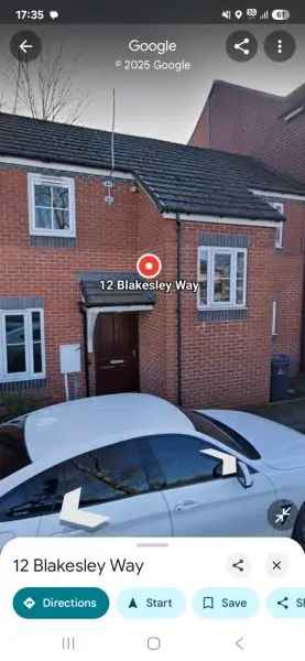 3 Bedroom House with Separate Dining Room