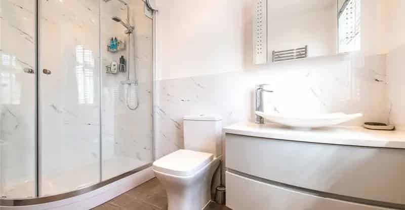 5 6 Bedroom Semi Detached House For Sale