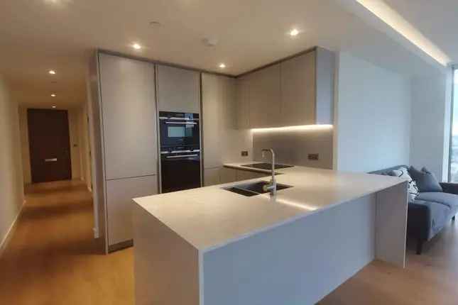 Flat for sale in Blackwall Way, London E14