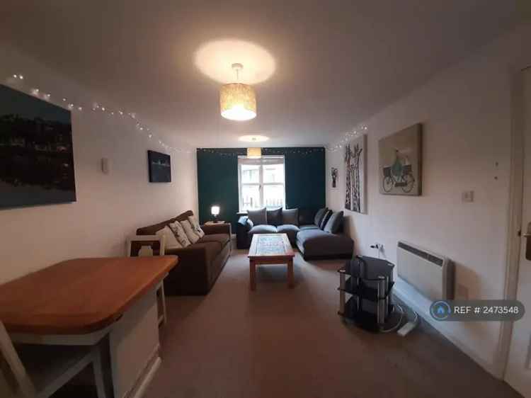 2 Bedroom Flat near Bedminster Centre