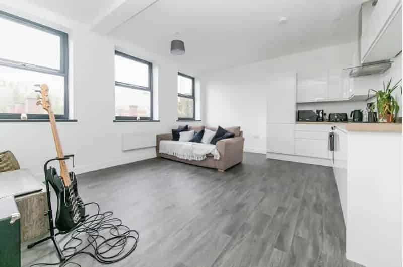 Stunning 1-Bedroom Apartment Ipswich Town Centre Zero Deposit Option