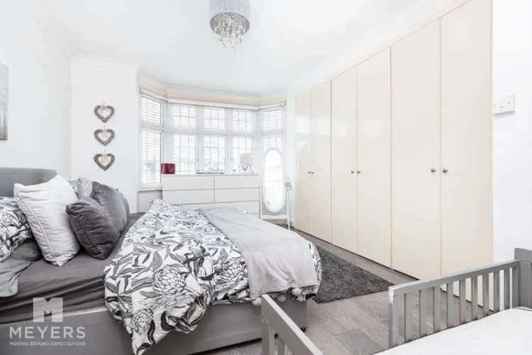 4 Bedroom Detached House For Sale Near Southbourne Beach