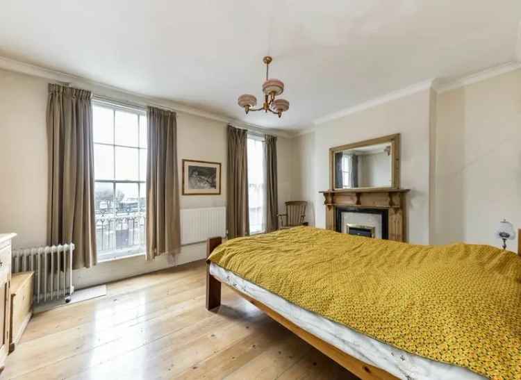 Grade II Listed 4 Double Bedroom House Near Mile End Tube