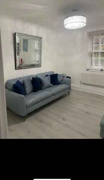 Flat For Rent in City of Westminster, England