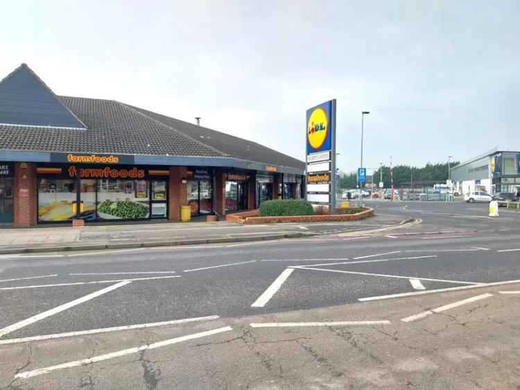 Mid-Terraced Retail Unit Near Lidl