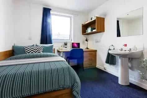 1 Room Flat 53m² Aberdeen All Bills Included