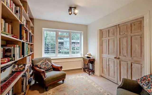 The Oaks: Versatile Family Home with Equestrian Facilities