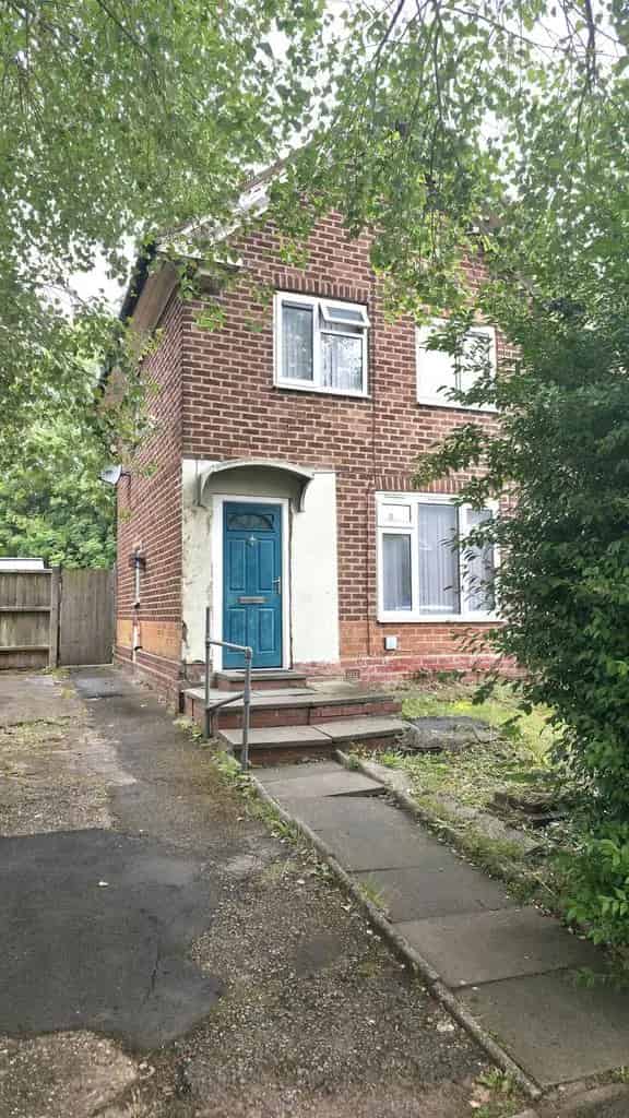 2 Bedroom End Terrace House for Sale