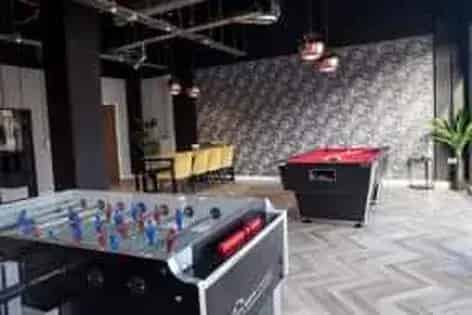 98 m² 1 Room Flat Cardiff Student Accommodation