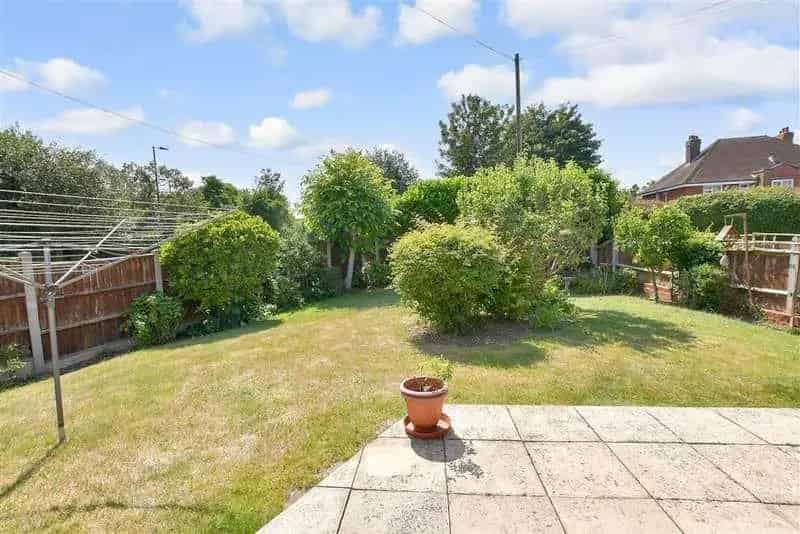 4 Bed Detached House for Sale
