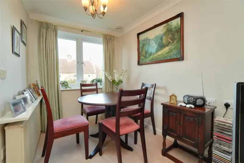 1 Bedroom Retirement Apartment For Sale