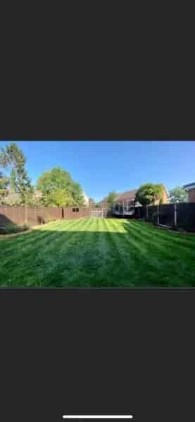 3 Bed Semi Detached House with Garage and Large Garden