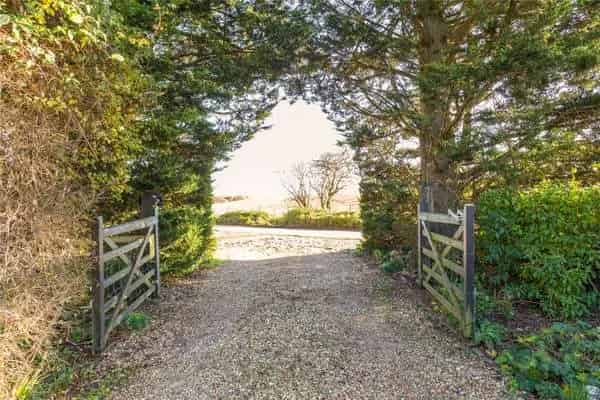 Farnborough, Wantage, Berkshire, OX12 8NY | Property for sale | Savills