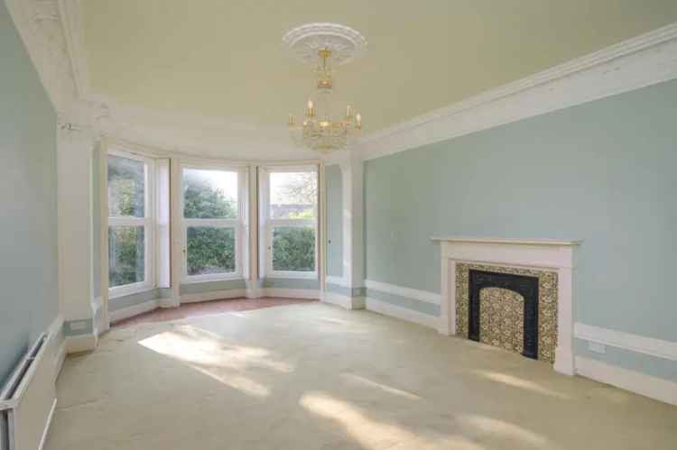 2 Bedroom Maisonette for Sale in Lansdown with Parking and Gardens