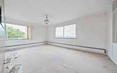 6 Manor Close Taunton - Architect Designed House with Stunning Views